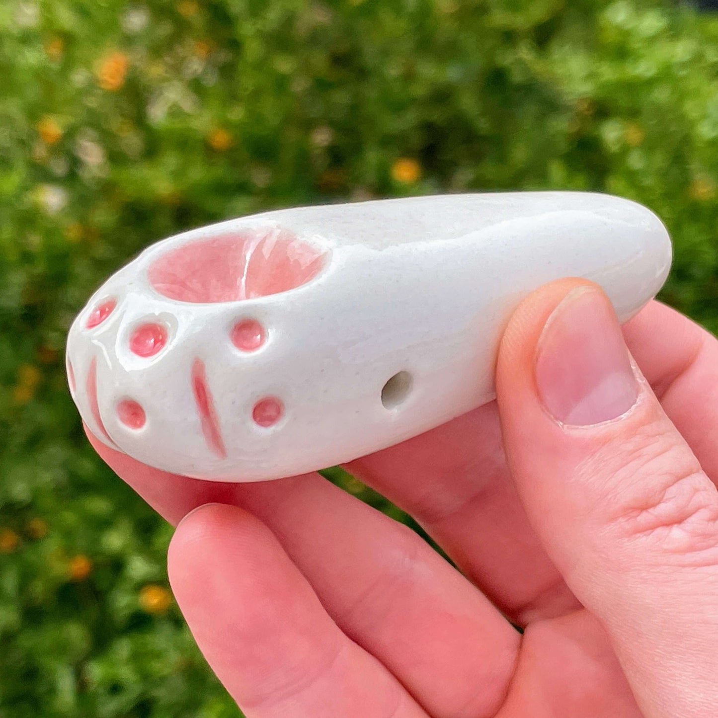 ceramic paw pipe